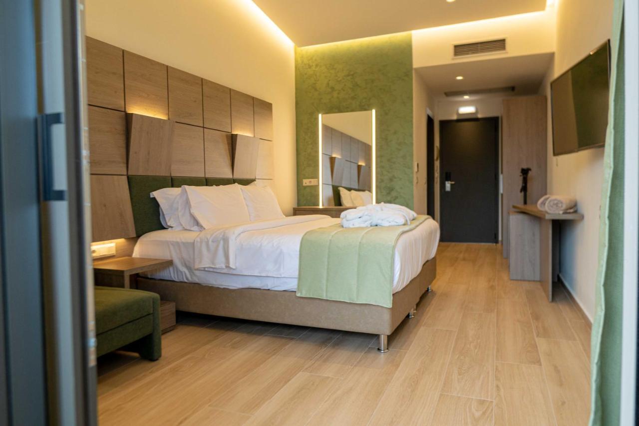 Mirror Hotel Полихроно Екстериор снимка